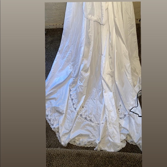 Wedding dress white - Picture 3 of 3